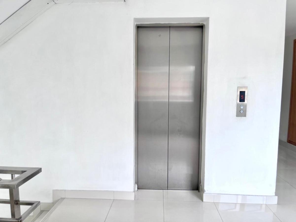 8 Residence Bangkok Eksteriør billede